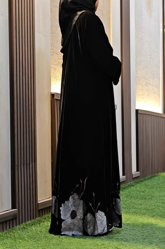 Velvet abaya