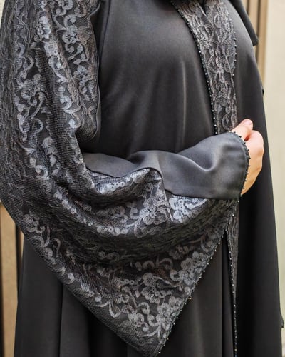Abaya with lace fabric