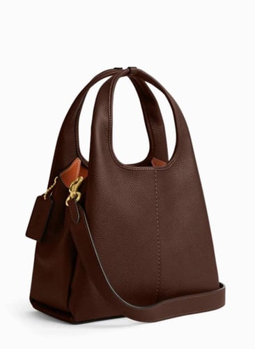 حقيبة كوتش 23