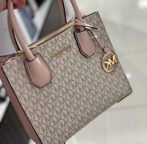 شنطة مايكل كورس