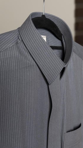 قماش شتوي نقشة مقلم محفور لون رمادي غامق