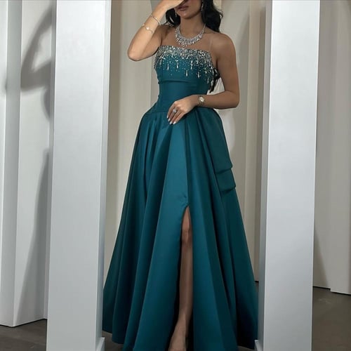 فستان سهرة راقي مميز مطفي