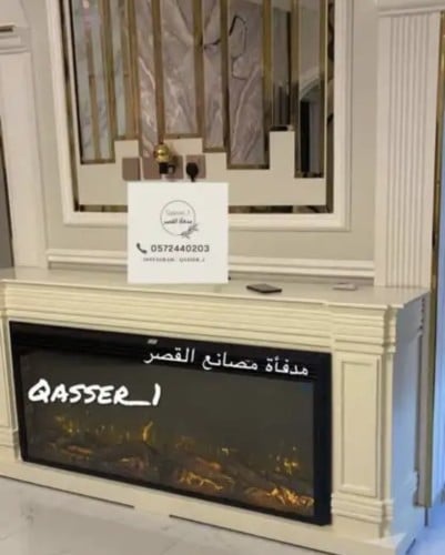 مكتبة بتصميم مميز حجم كبير