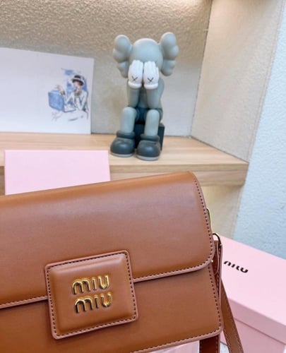 شنطة ميو ميو miu miu