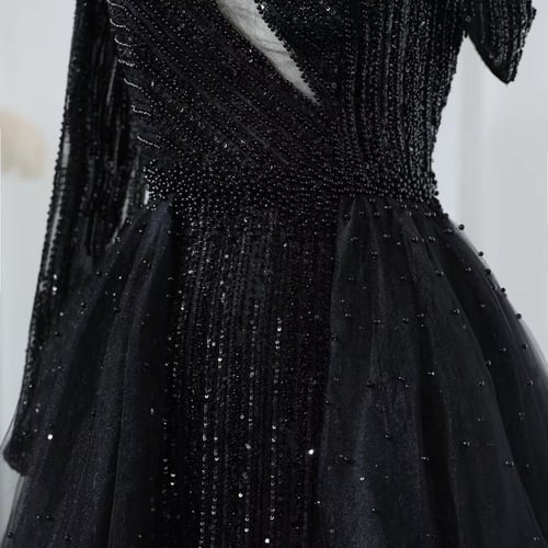 فستان فخم بكم واحد تطريز كامل