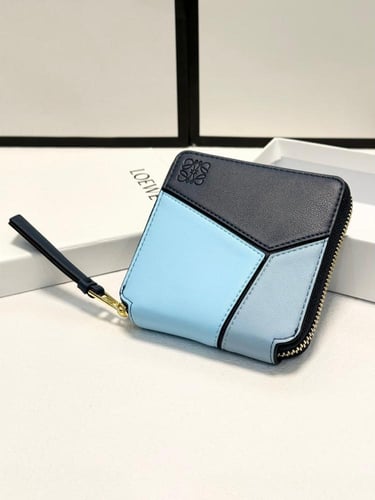 محفظة لويفي LOEWE