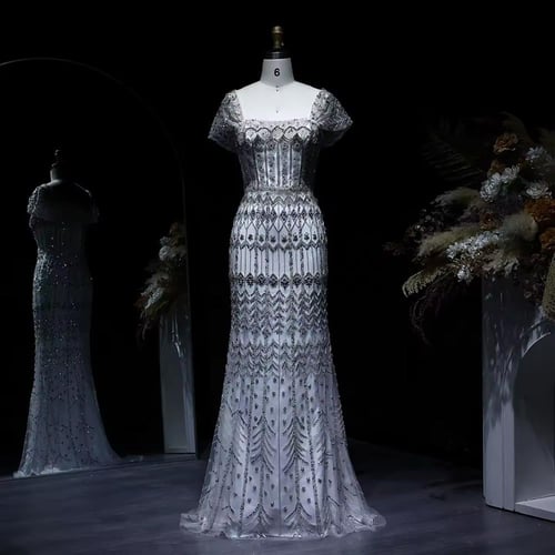 فستان فخم تطريز كامل