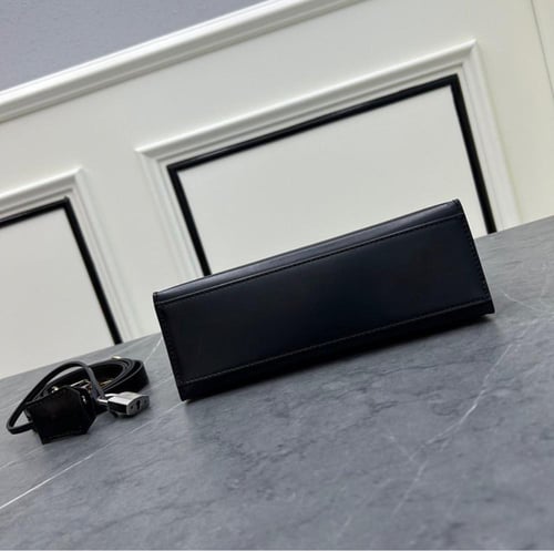 شنطة هيرمز Herm’s