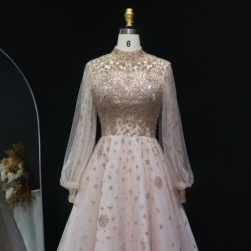 فستان شيفون فخم بأكمام طويلة