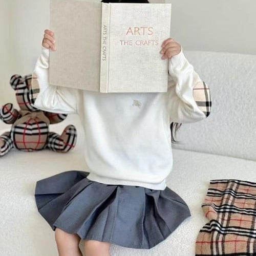 سويتر صوف ناعم برقبه دائريه والوان بارده