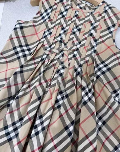 فستان بيربري كاروهات بيج