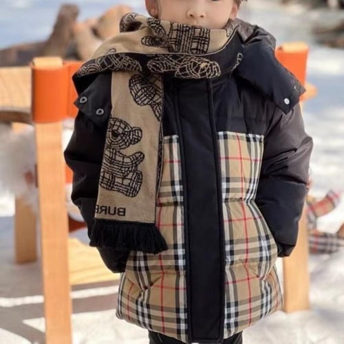 جاكيت منفوخ طبعة كاروهات