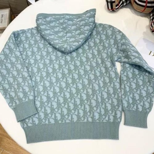 هودي من الصوف الناعم بشعار الماركةباللون الازرق