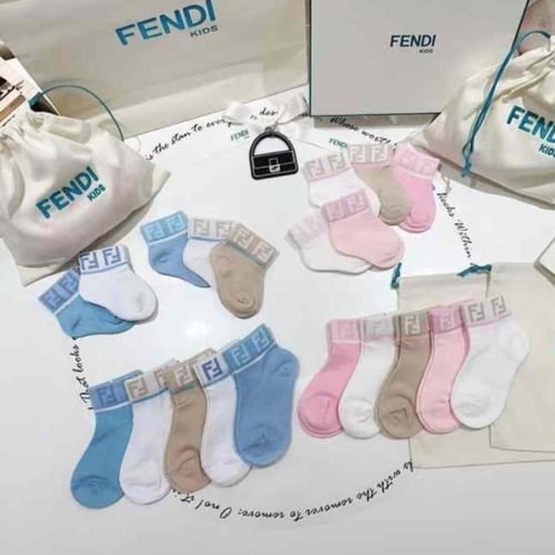 مجموعة 5 شرابات قطن من فندي