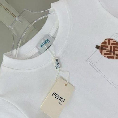 تيشيرت قطن ابيض بطبعة نظاره بشعار الماركه