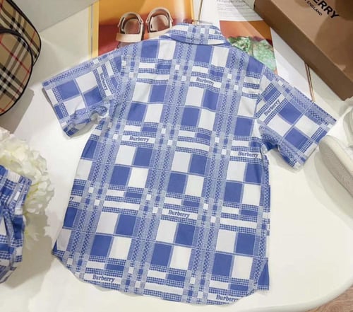 قميص قطن ازرق من بيربري