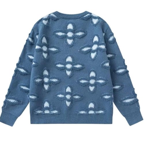 سويتر صوف من إل ڤي بلونين