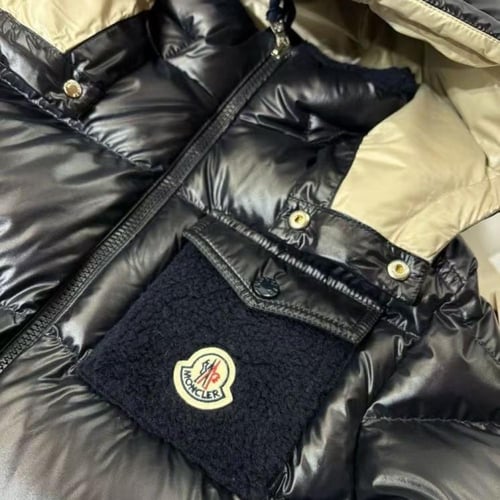 جاكيت منفوخ مبطن بسحاب امامي وغطاء للرأس