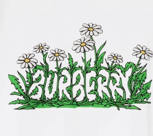 تيشيرت قطن ابيض بشعار زهور من بيربري