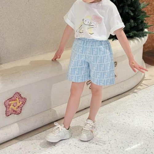 شورت ازرق كلاسيكي من فندي