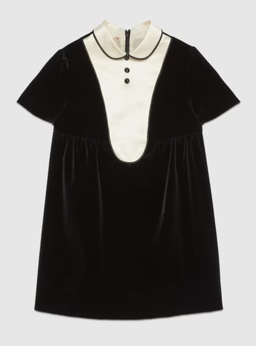 فستان قوتشي مخمل بياقة