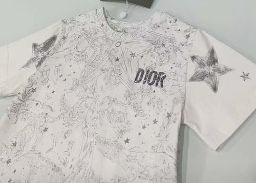 تيشيرت ديور ستار