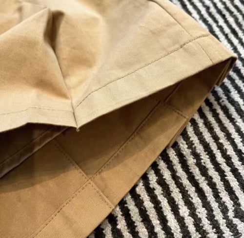 تنورة بربري سادة بكسرات