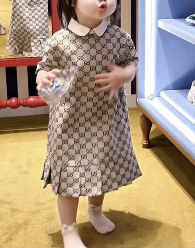 فستان كانڤاس من قوتشي