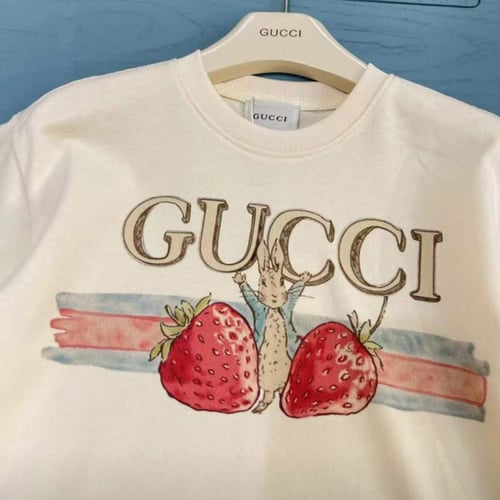 تيشيرت قطن بشعار قوتشي