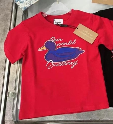 تيشيرت قطن برسومات كرتونيه من بيربري