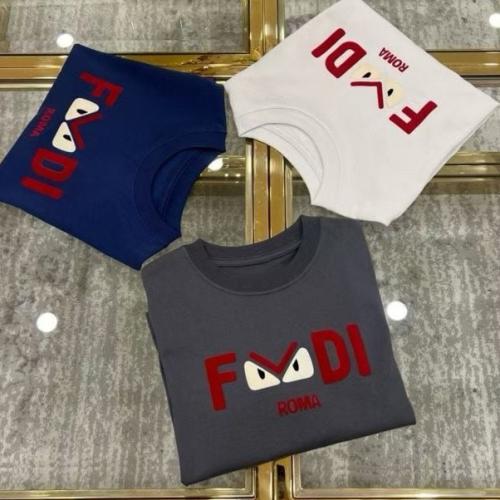 شيرت قطن بأكمام طويله عليه شعار الماركة