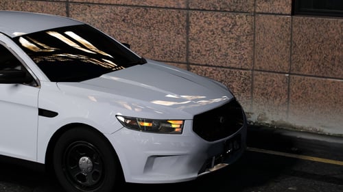 فورد تورس عليه تعديلات من كراج الميكانيكي يتحول بو...