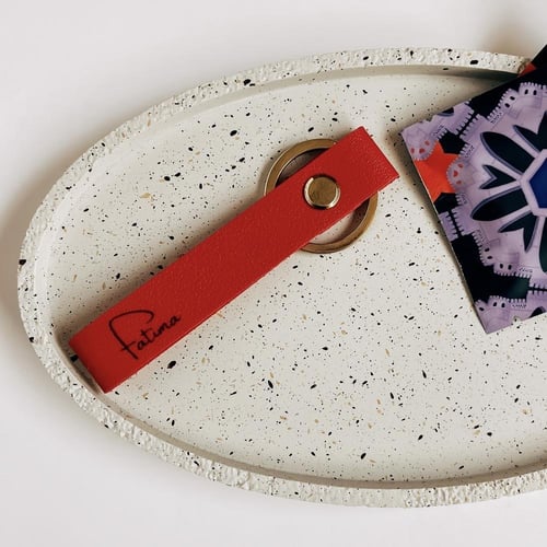 ميدالية جلد بالاسم