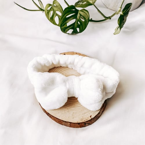 ربطة ماسك- ابيض