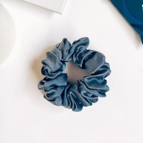 بكلة حرير - لون كحلي