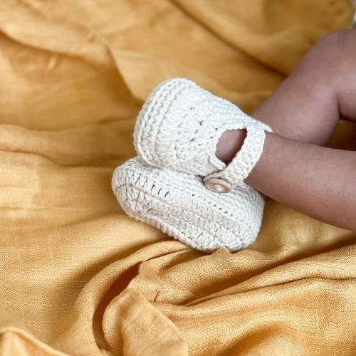 حذاء كروشية