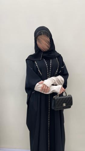 عباية رحاب بقماش ملكي نص بشت