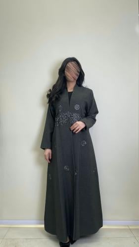 عبايه ورده بقماش لنن تطريز