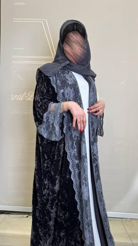 مخمل فرنسي بتدخيل دانتيل ثلجي