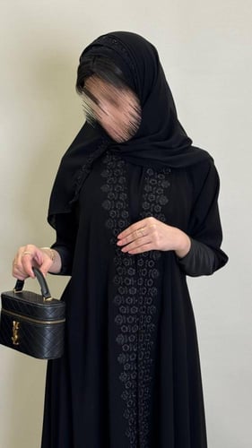 عباية الرياض بقماش ملكي