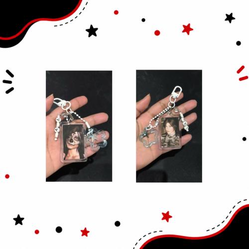 Lara Keychain
