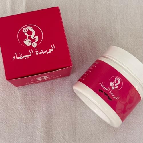 كريم الوردة البيضاء للبشرة