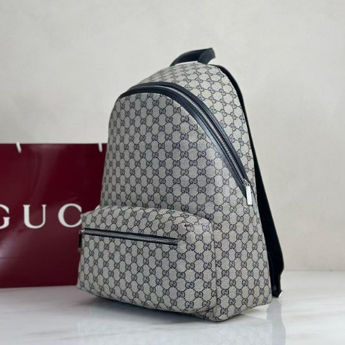Gucci GG Supreme Backpack