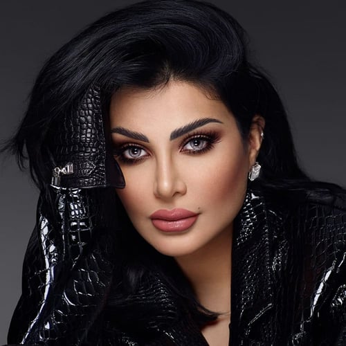 عدسات أمل العواضي من امارا أشواريا كوليكشن 2022 -...