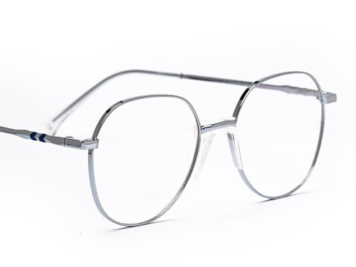 اطار طبي ماركة AirLite موديل B- 5501 C4