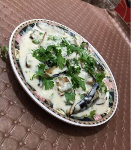 Elite salad eggplant with tahini