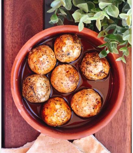 Labneh Kor with chili