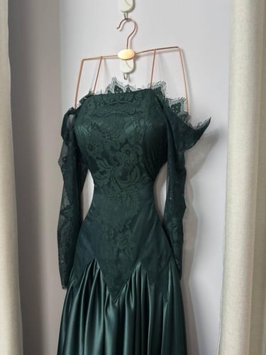 فستان اشواق