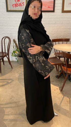 عبايه أغصان بيج كامل الكم