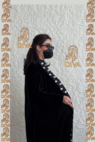 عباية نبرة هادئة